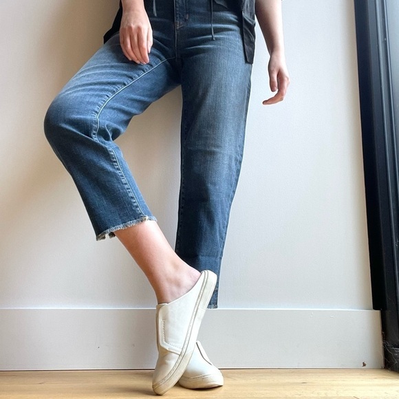 NWT  Eileen Fisher High Rise blue Jeans - 4 - Picture 3 of 14